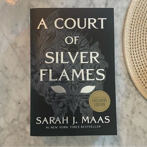 A Court of Silver Flames - Barnes and Noble Exclusive Edition Black - New